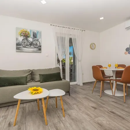 Dalija * Μακάρσκα