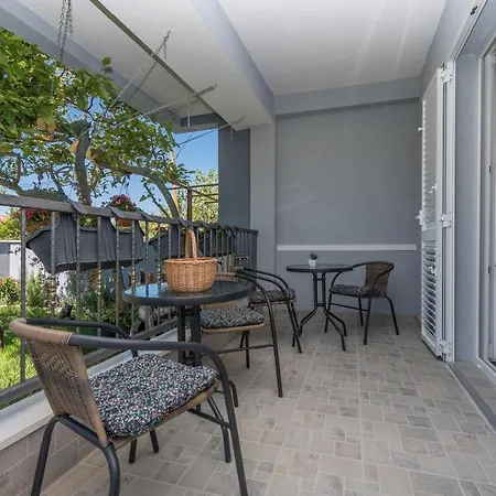 Dalija Апартаменти Макарська