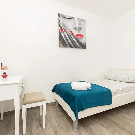 Dalija Appartement Makarska