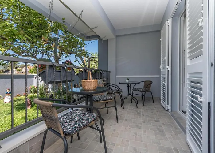 Dalija Apartment Makarska