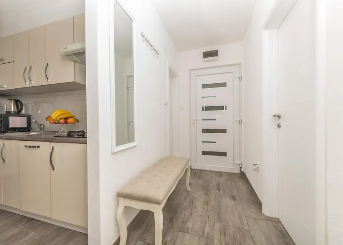 Dalija Apartment Makarska